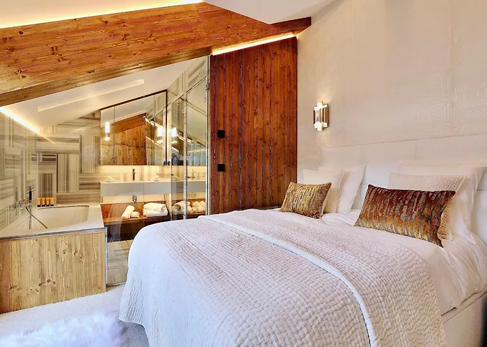 1850 : Duplex Pour 6 Pers., 3 Chambres, Confort Inclus - Fr-1-564-116 * Courchevel